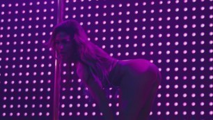 Jennifer Lopez HUSTLERS Pole Dance (2019) 2160p 4K